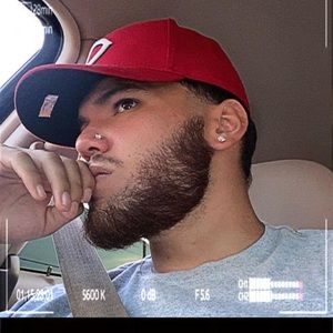 Meet your Posher, Raymond